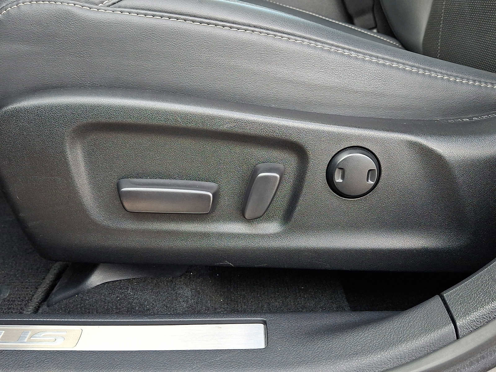 Used 2020 Lexus RX 350 AWD w/ Premium Package image 18