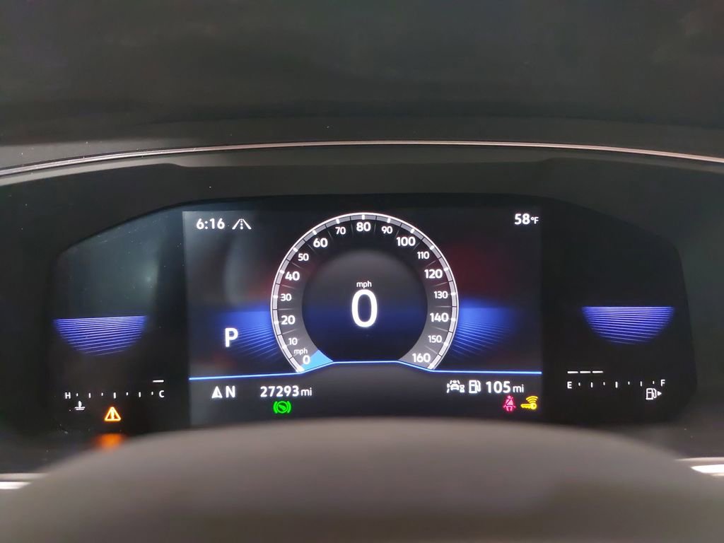 Used 2023 Volkswagen Tiguan SE image 18