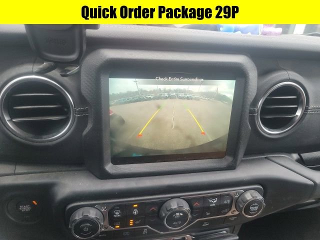 Used 2022 Jeep Wrangler Unlimited Sahara w/ Cold Weather Group image 10