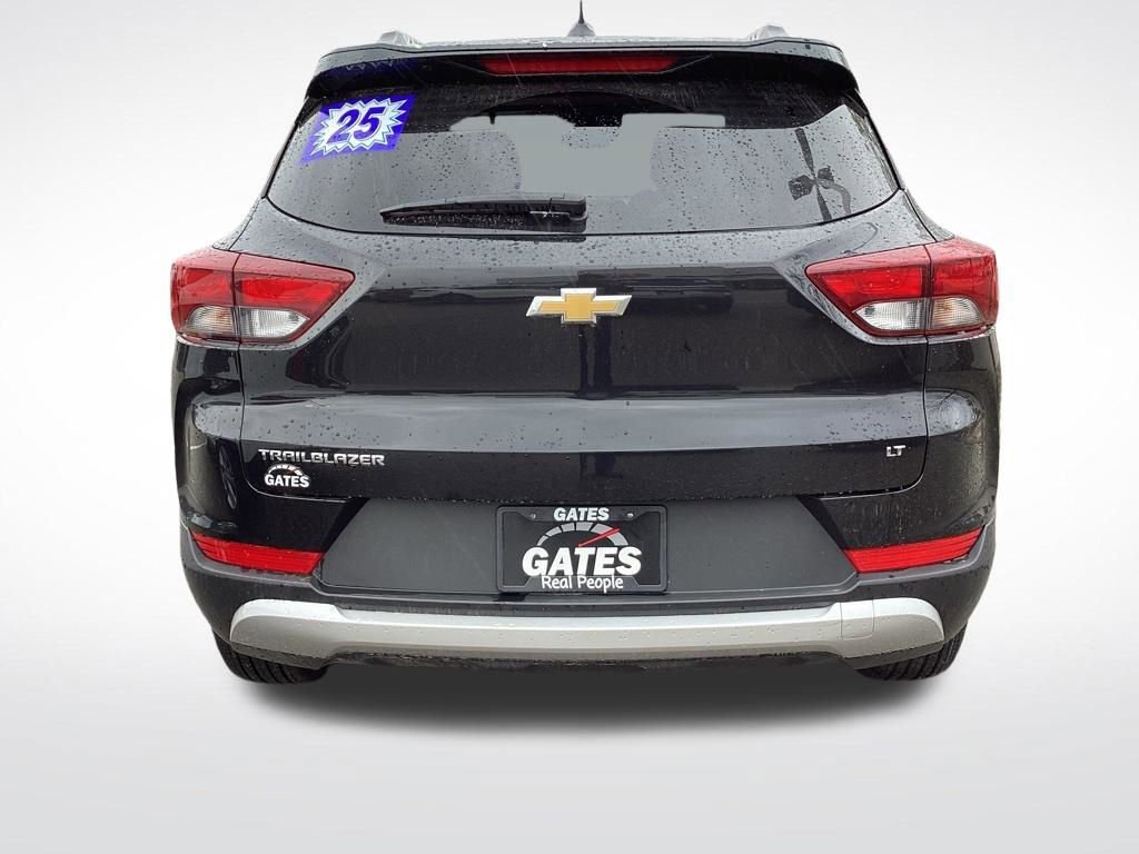 Used 2025 Chevrolet TrailBlazer LT FWD image 9