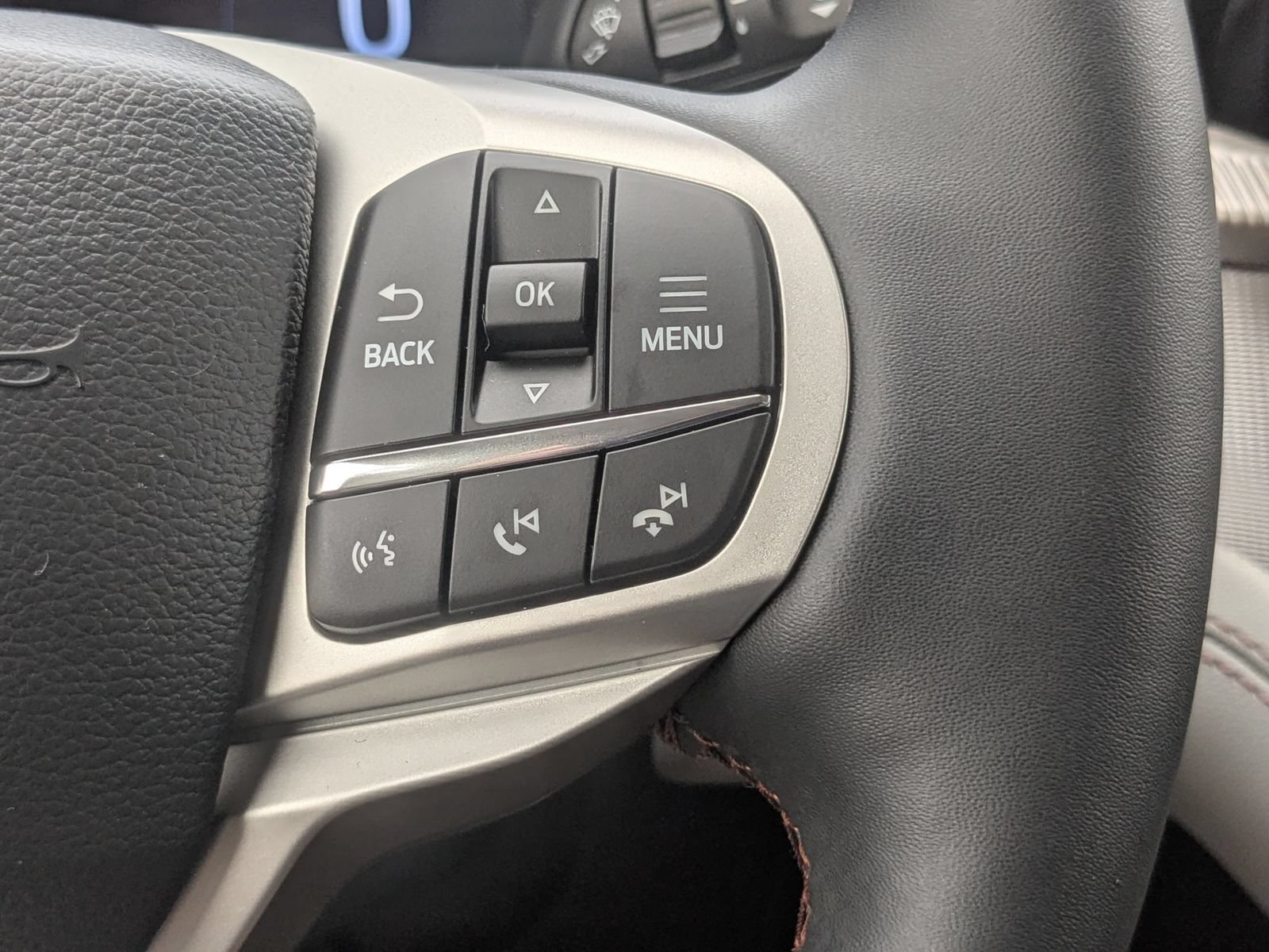 New 2026 Ford Explorer Active w/ Active Comfort Package AWD/4WD image 18