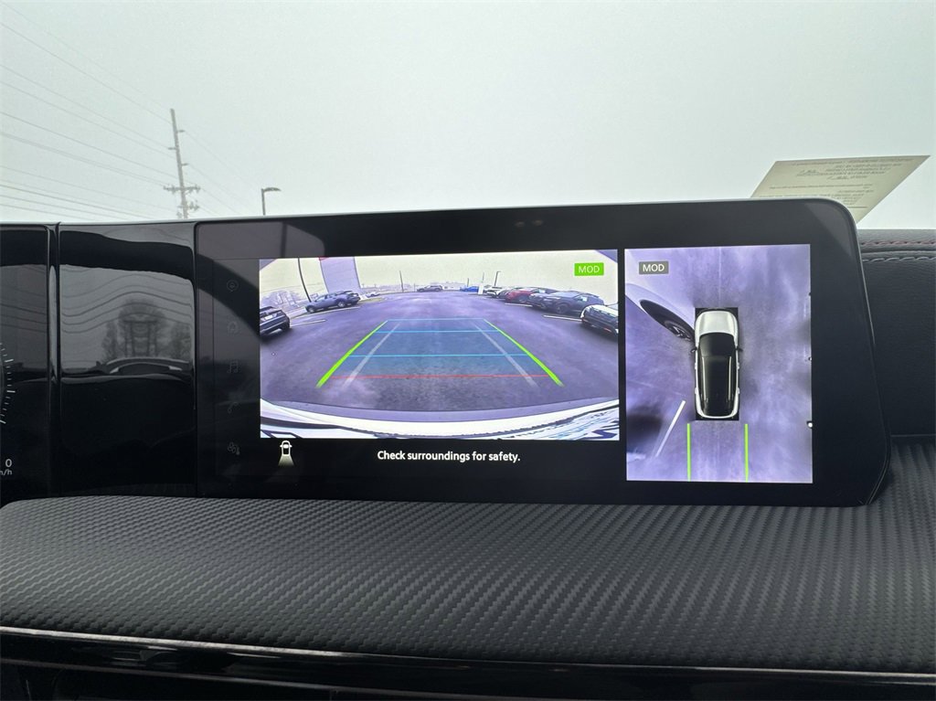 New 2025 Nissan Kicks SR image 17