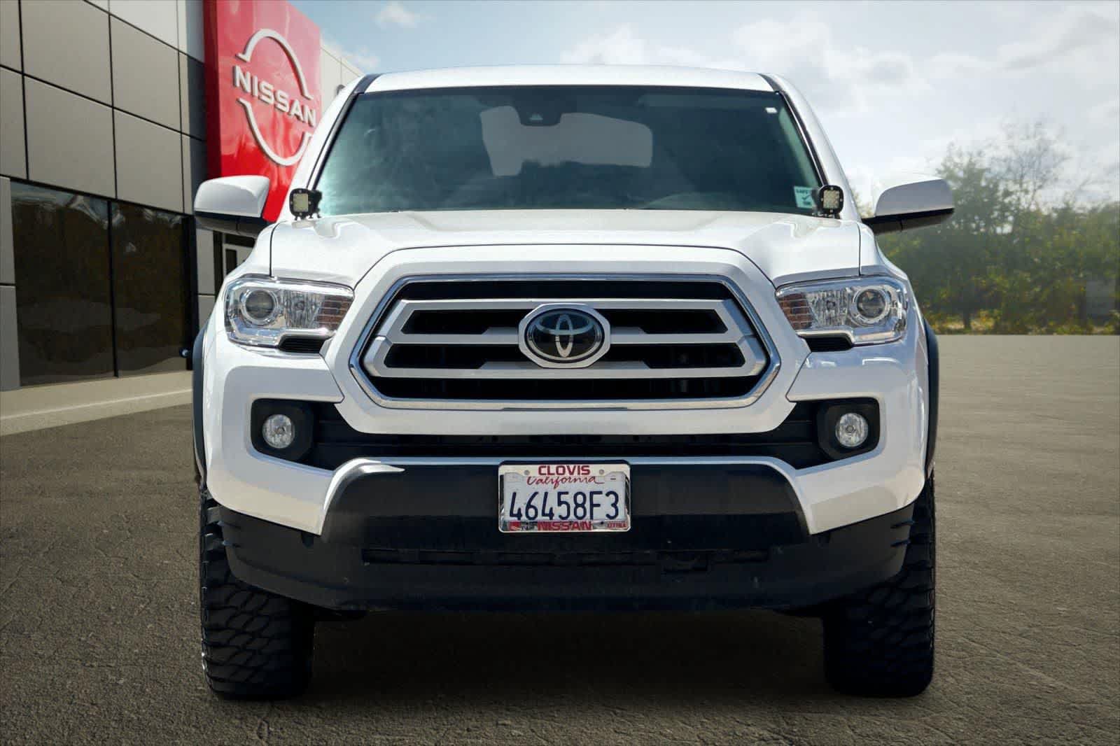 Used 2021 Toyota Tacoma SR5 w/ Trail Edition AWD/4WD image 11