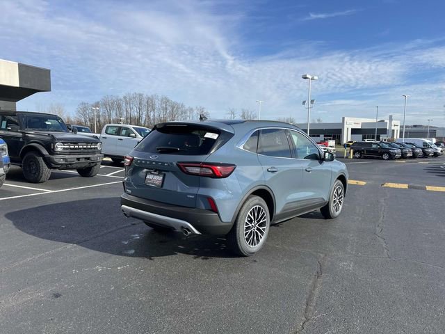 New 2025 Ford Escape SE image 8