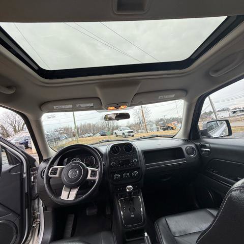 Used 2011 Jeep Patriot Latitude w/ Sun/Sound Group image 14