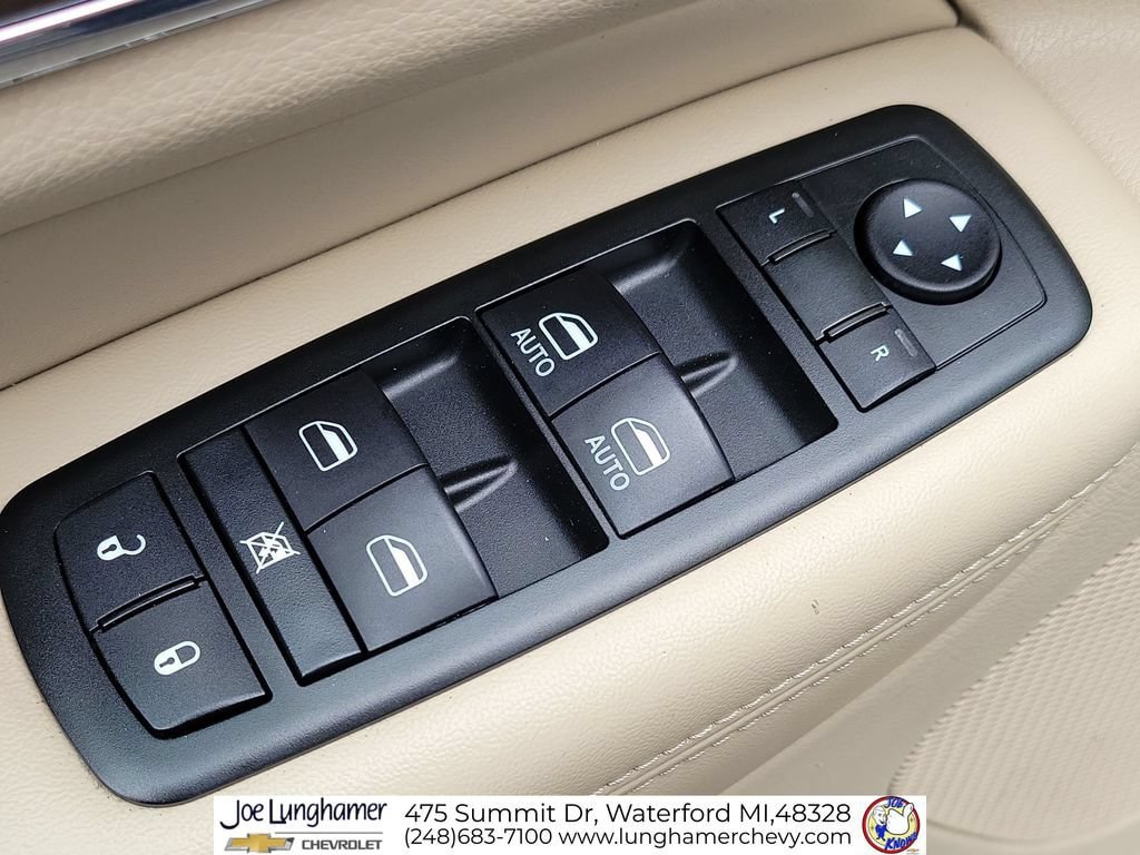 New 2027 Chevrolet Equinox LT w/ Convenience Package II FWD image 24