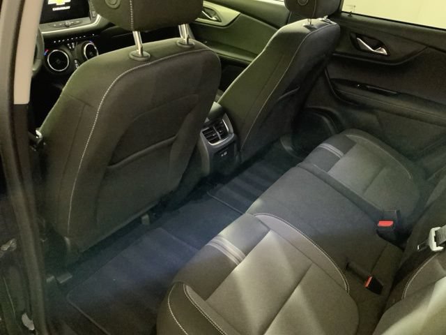 Used 2025 Chevrolet Blazer LT AWD/4WD image 25