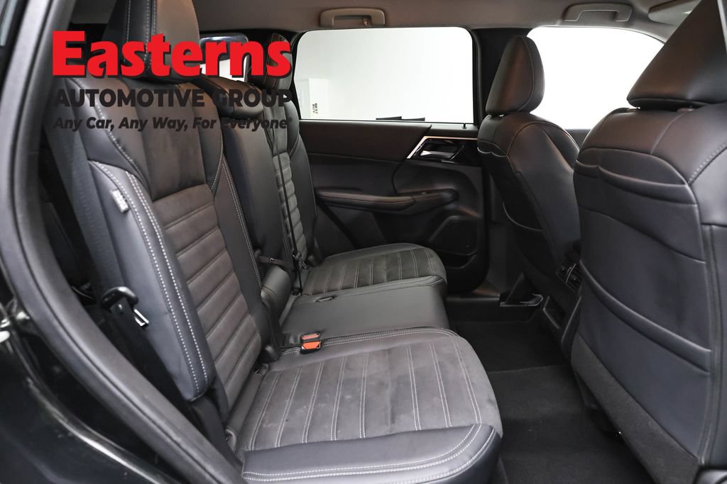 Used 2024 Mitsubishi Outlander SE AWD/4WD image 22