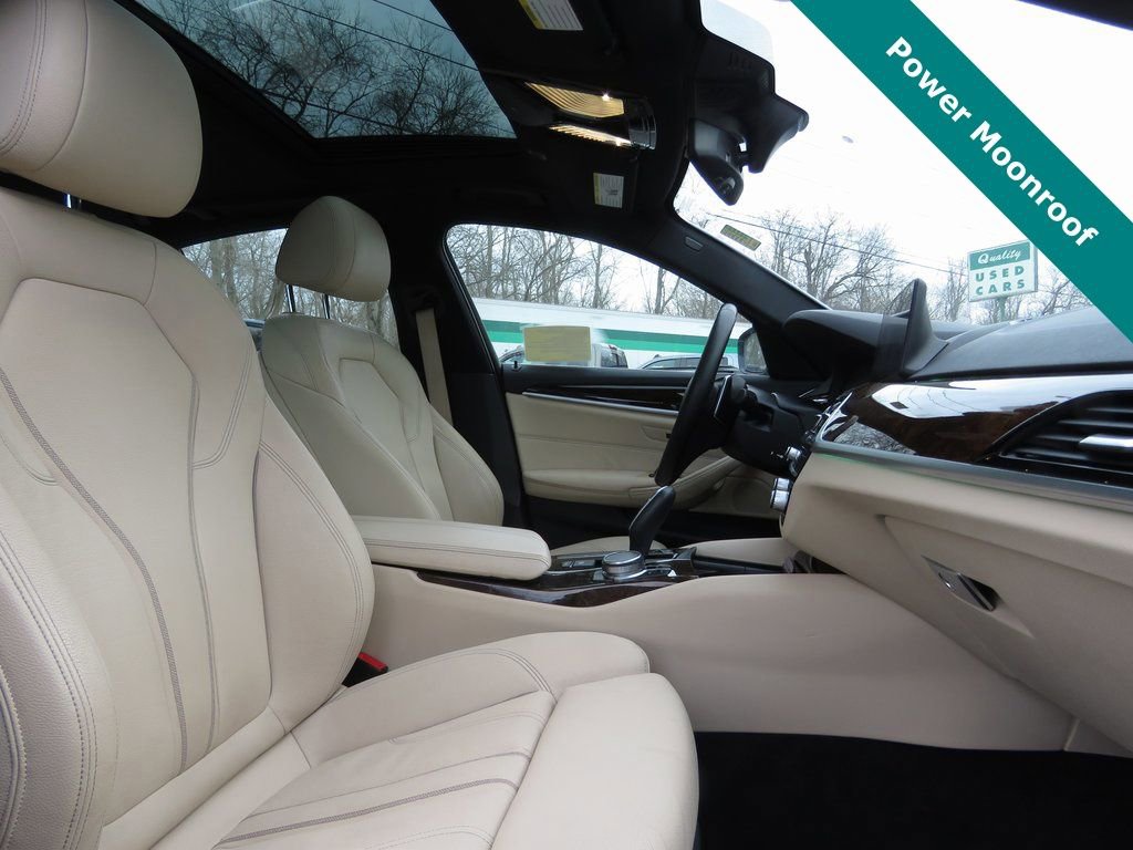 Used 2020 BMW 530i xDrive w/ Convenience Package image 12