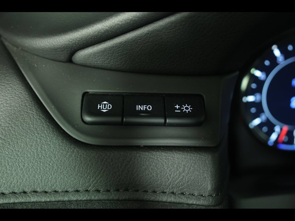 Certified 2020 Cadillac Escalade Luxury AWD/4WD image 33