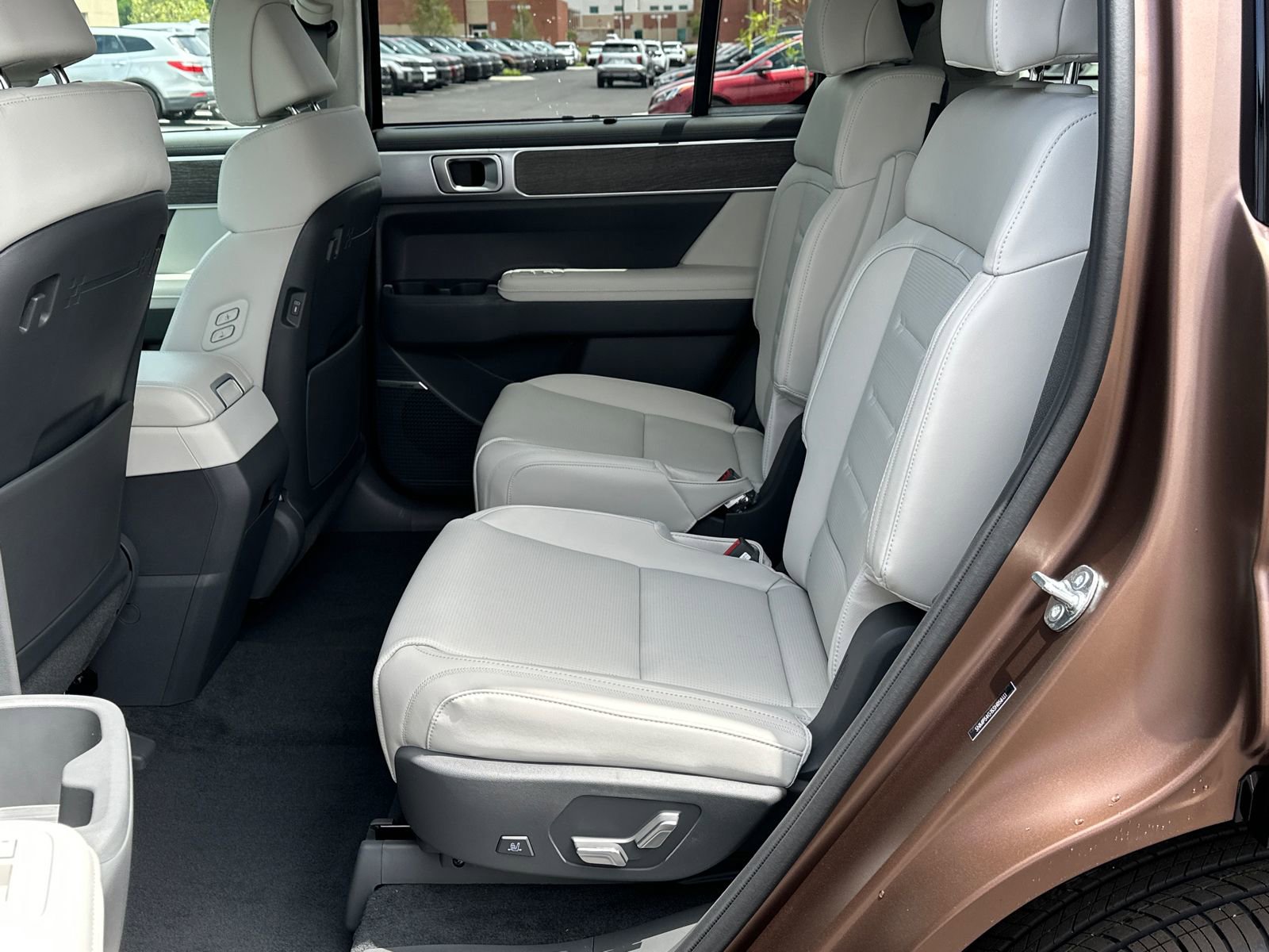 New 2025 Hyundai Santa Fe Calligraphy FWD image 16