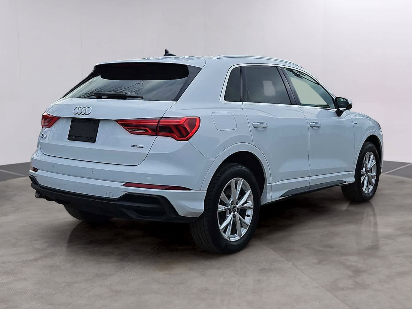 Used 2023 Audi Q3 2.0T Premium Plus AWD/4WD image 8