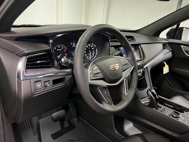 New 2026 Cadillac XT5 Luxury w/ LPO, Floor Liner Package AWD/4WD image 13