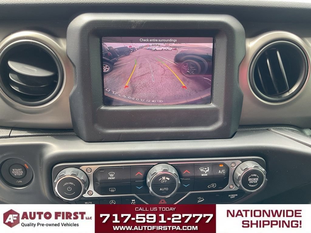 Used 2021 Jeep Wrangler Unlimited Sport AWD/4WD image 25