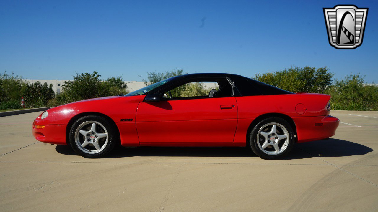 Used 1999 Chevrolet Camaro Z28 w/ Performance Pkg image 3
