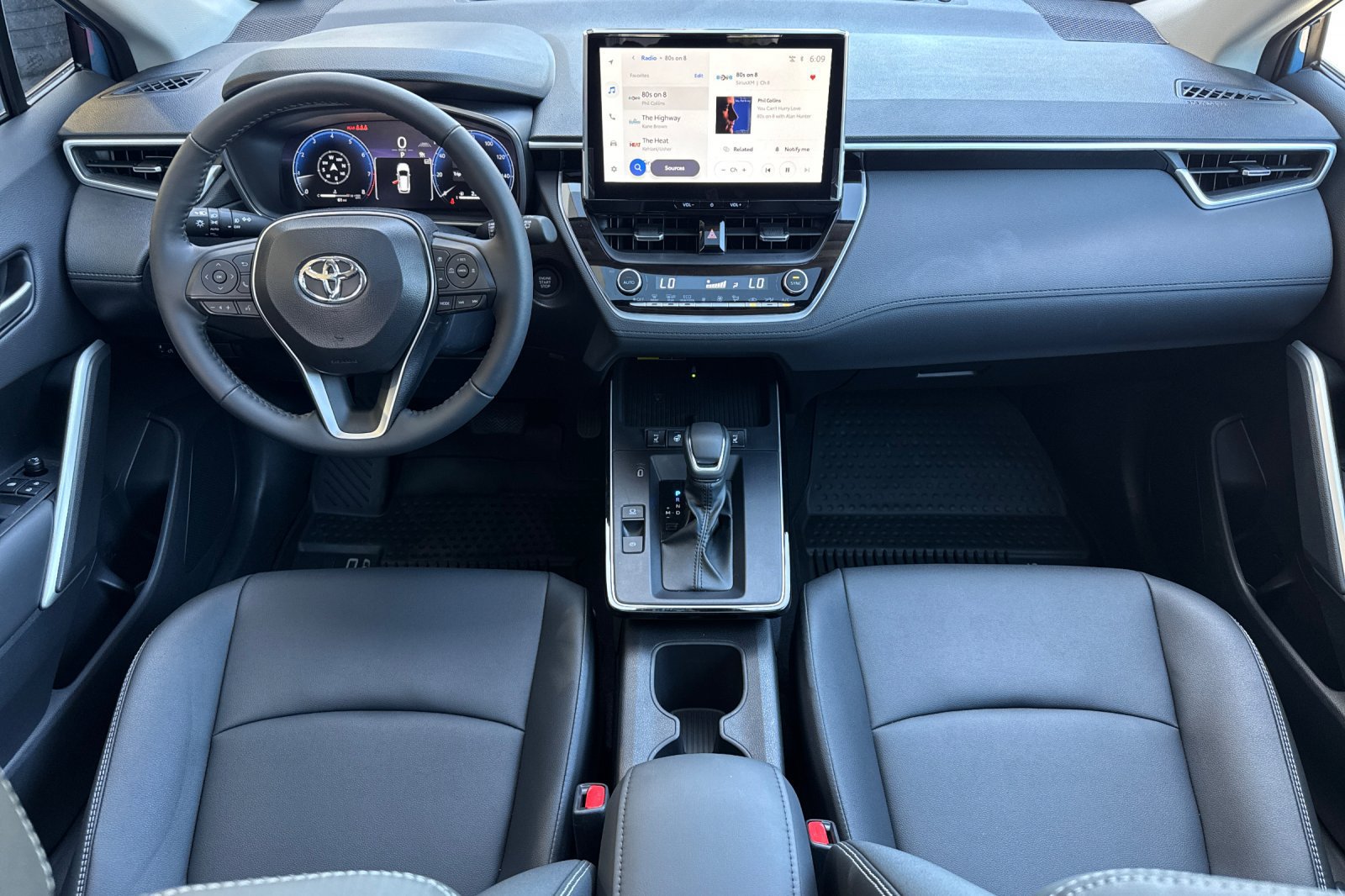 New 2026 Toyota Corolla Cross XLE w/ Convenience Package AWD/4WD image 11