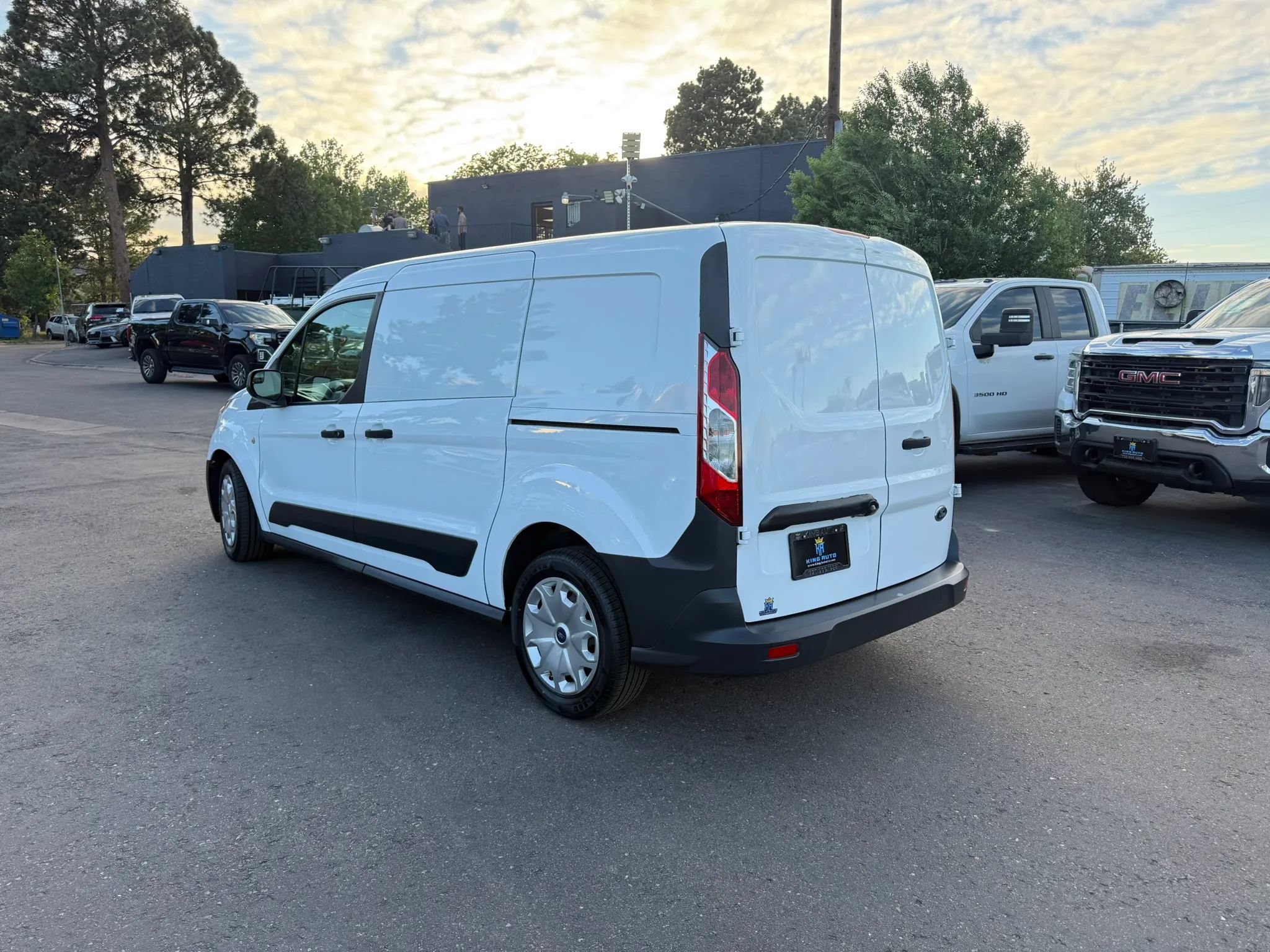 Used 2018 Ford Transit Connect XL FWD image 4