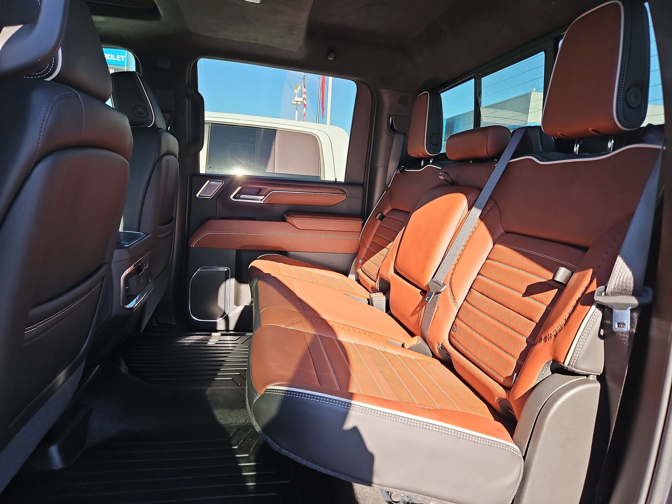 Certified 2024 GMC Sierra 2500 Denali Ultimate image 15