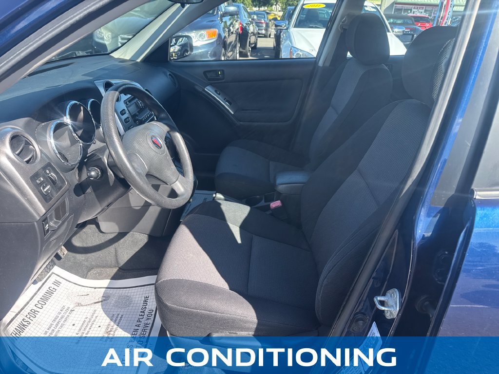 Used 2007 Pontiac Vibe w/ Preferred Package FWD image 10