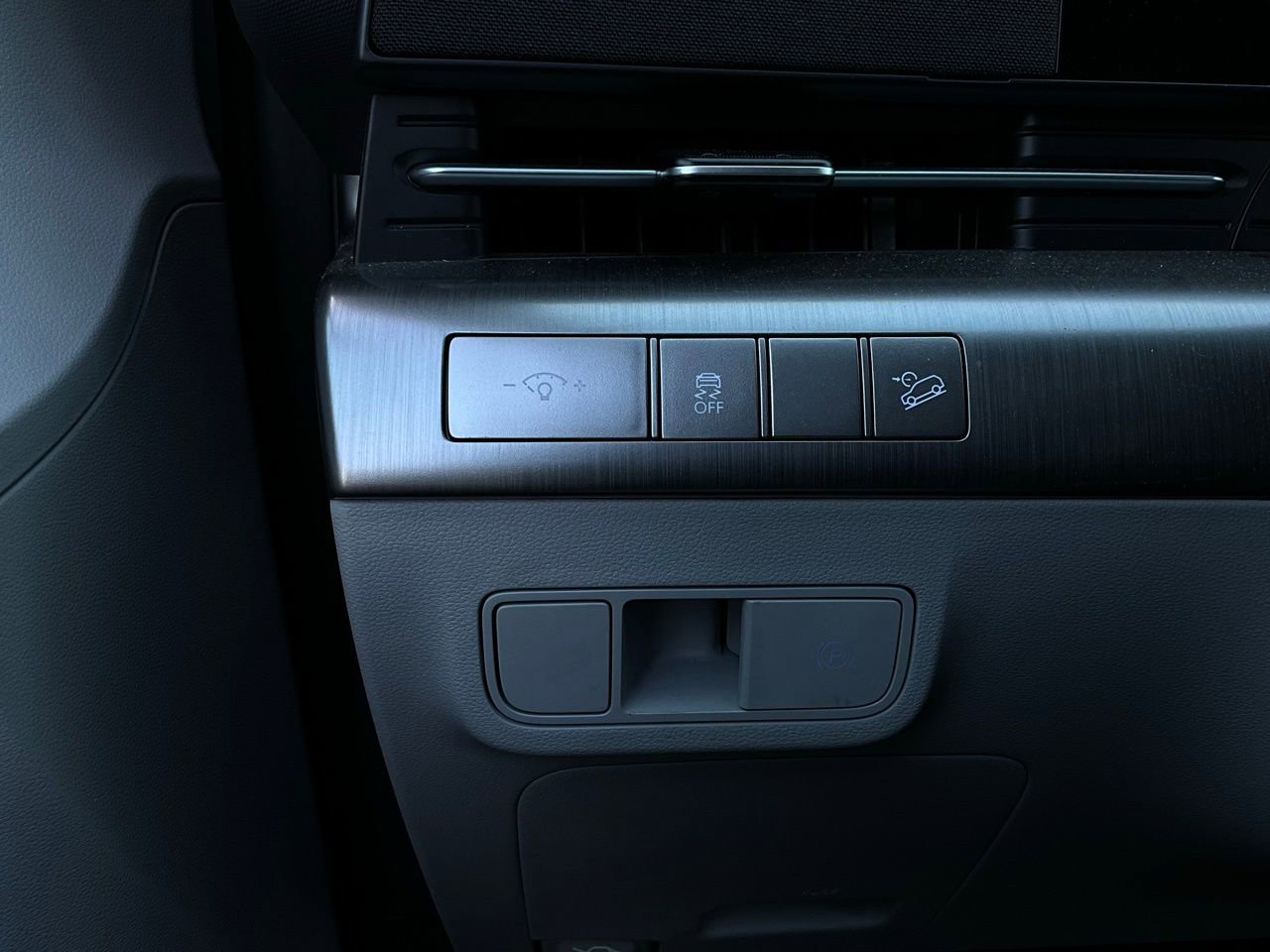 Used 2025 Hyundai Kona SEL image 21