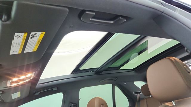 Used 2025 Mercedes-Benz GLE 450e 4MATIC image 57