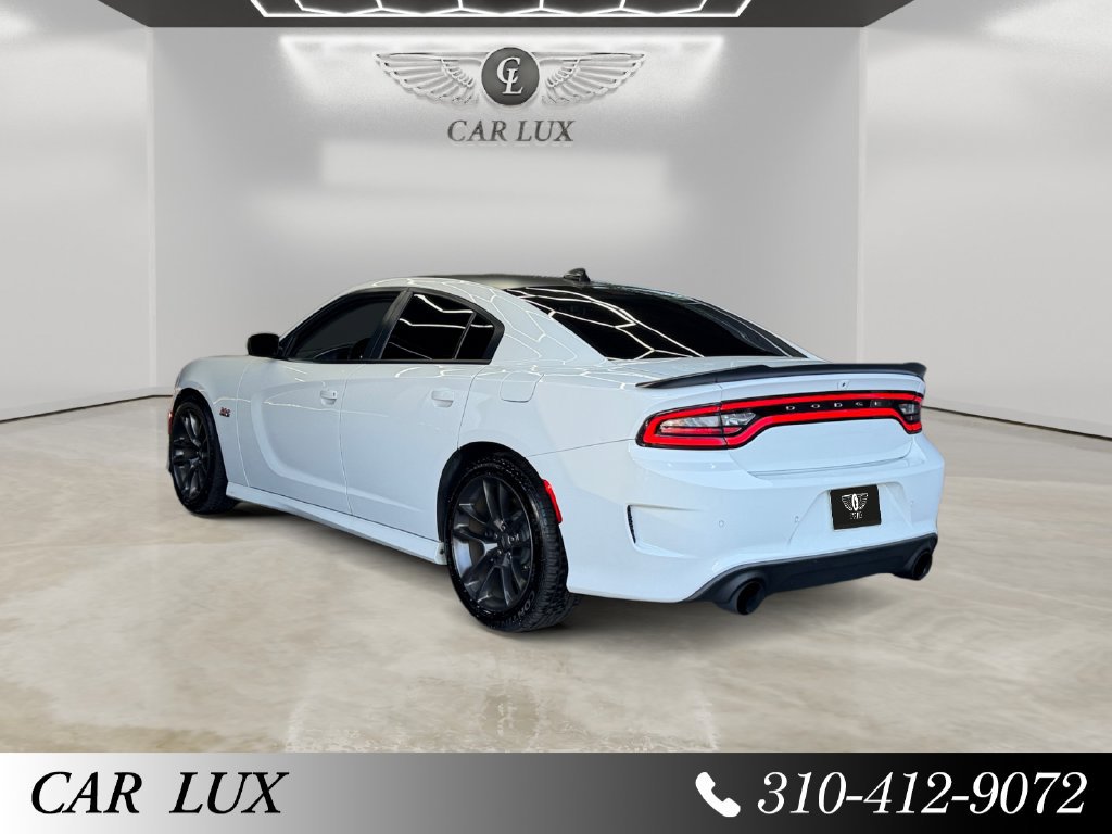 Used 2020 Dodge Charger Scat Pack RWD image 3