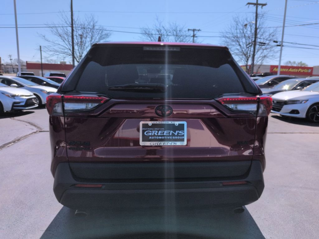Used 2024 Toyota RAV4 XLE image 4