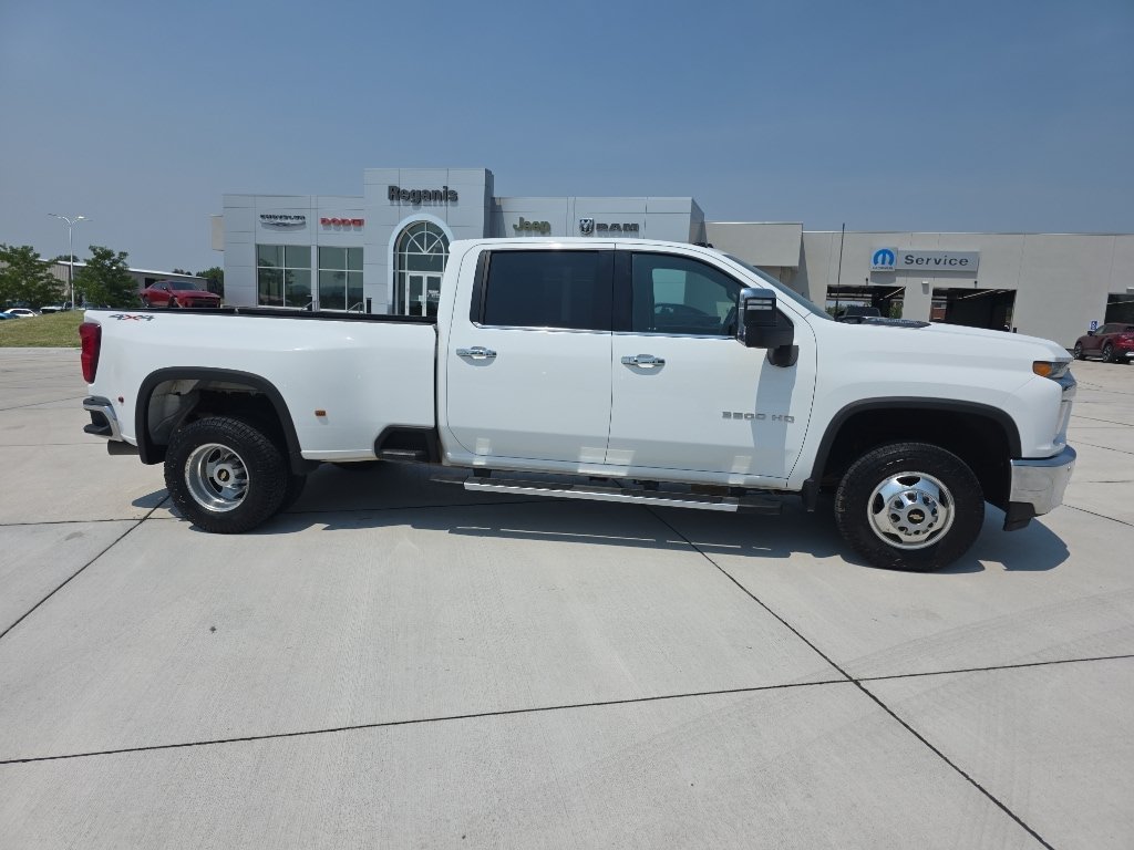 Used 2020 Chevrolet Silverado 3500 LTZ w/ LTZ Plus Package AWD/4WD image 4