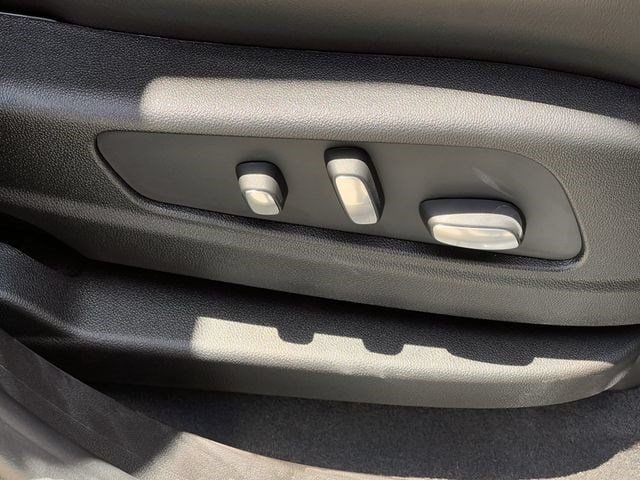 New 2026 Cadillac XT5 Premium Luxury w/ LPO, Floor Liner Package FWD image 23