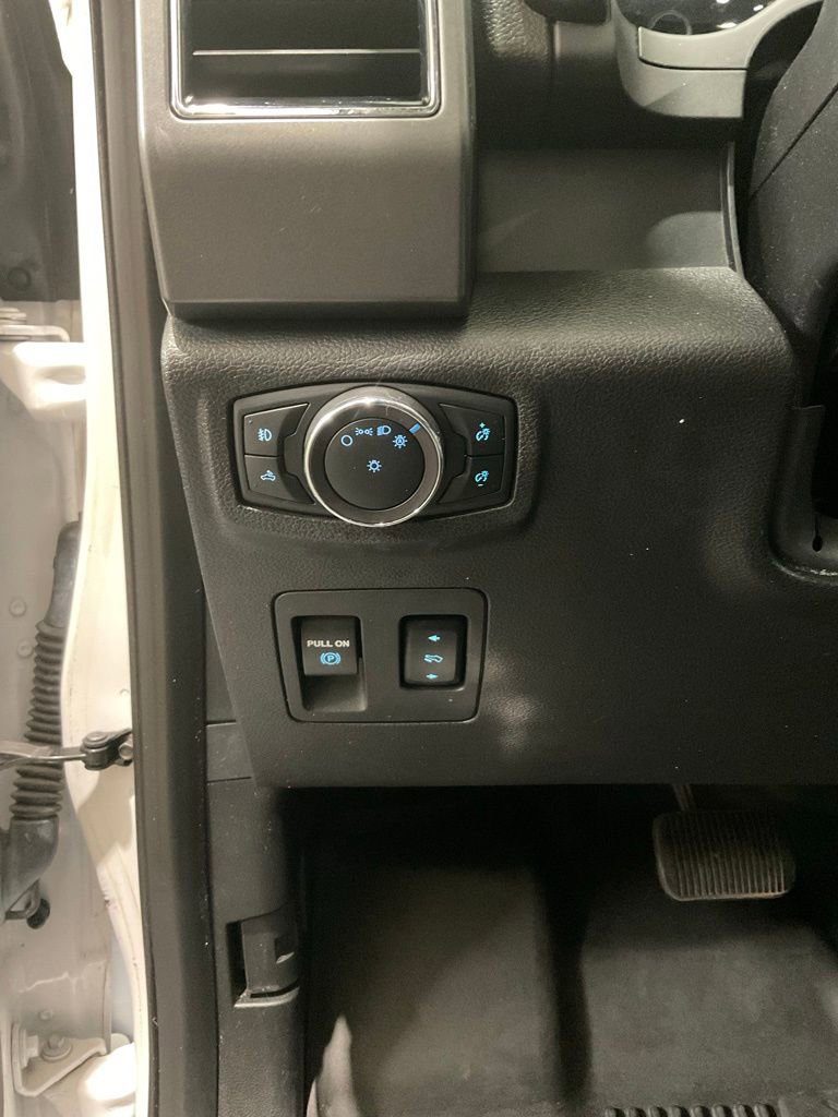 Used 2018 Ford F150 XLT w/ Equipment Group 302A Luxury image 8