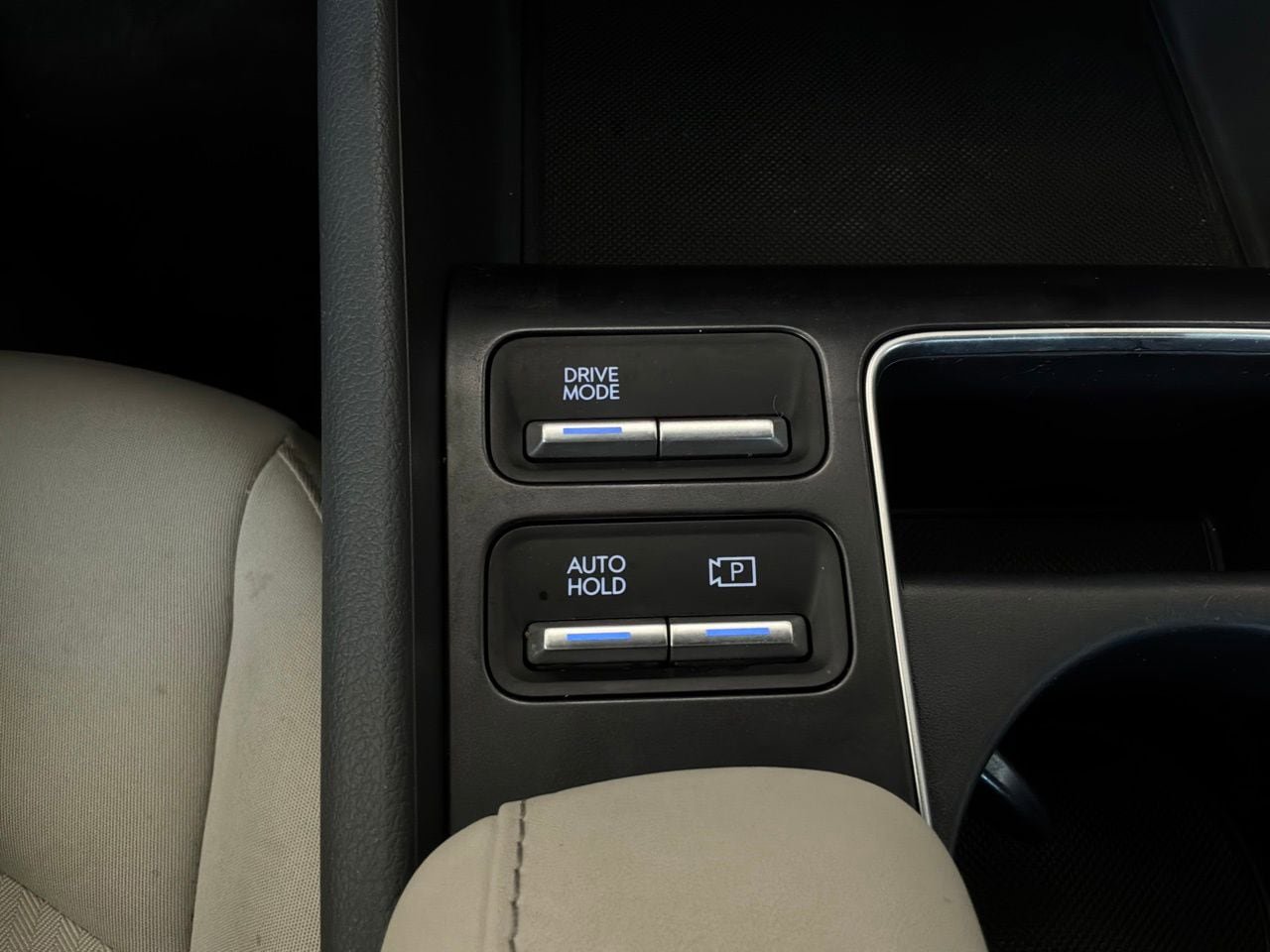 Used 2025 Hyundai Sonata SEL FWD image 23
