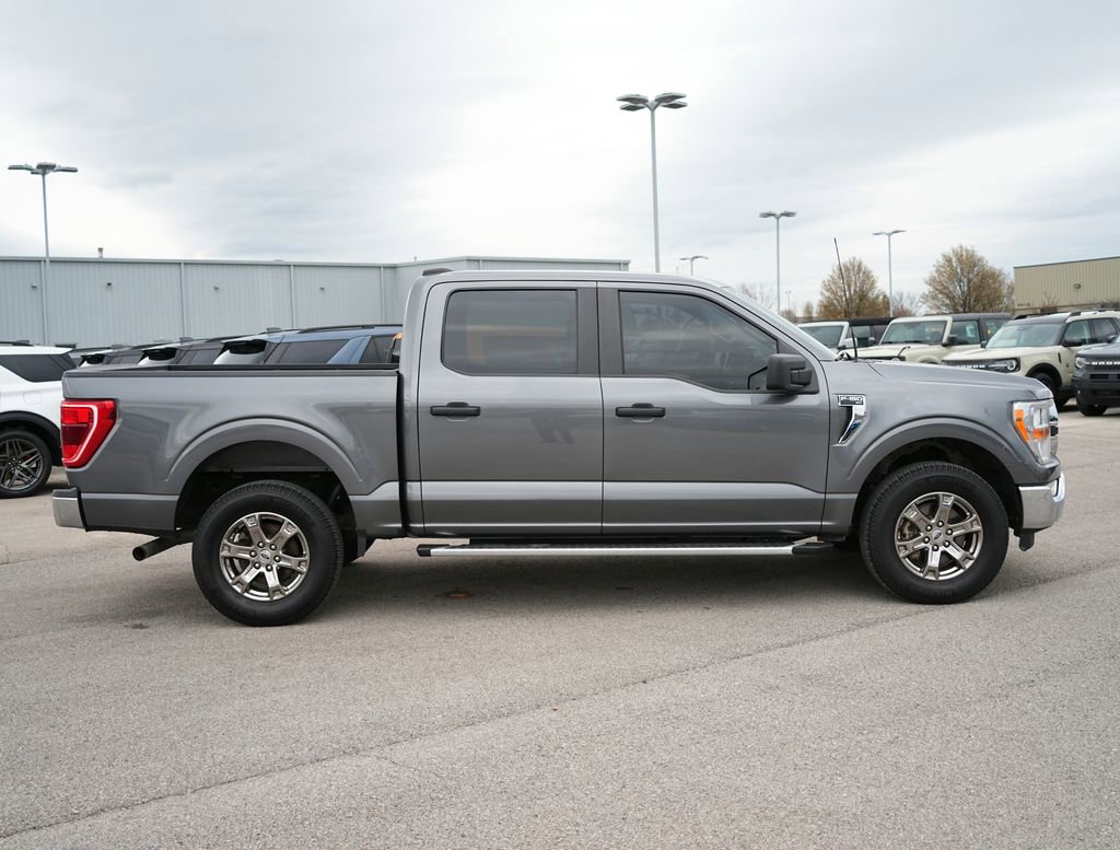Used 2022 Ford F150 XLT w/ Trailer Tow Package image 4