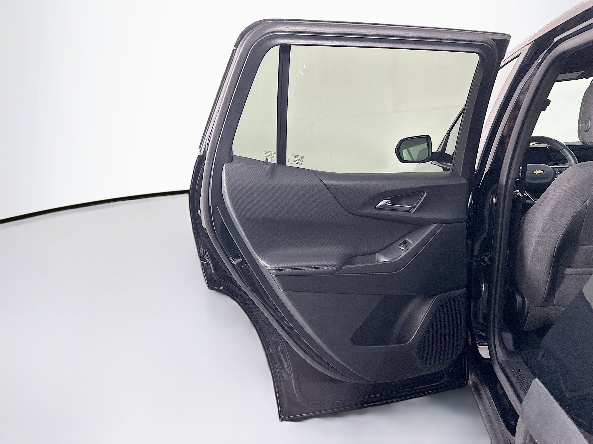 Used 2025 Chevrolet Equinox LT image 26