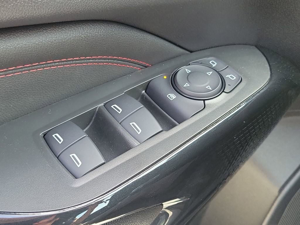 New 2026 Chevrolet Trax RS w/ Driver Confidence Package FWD image 13