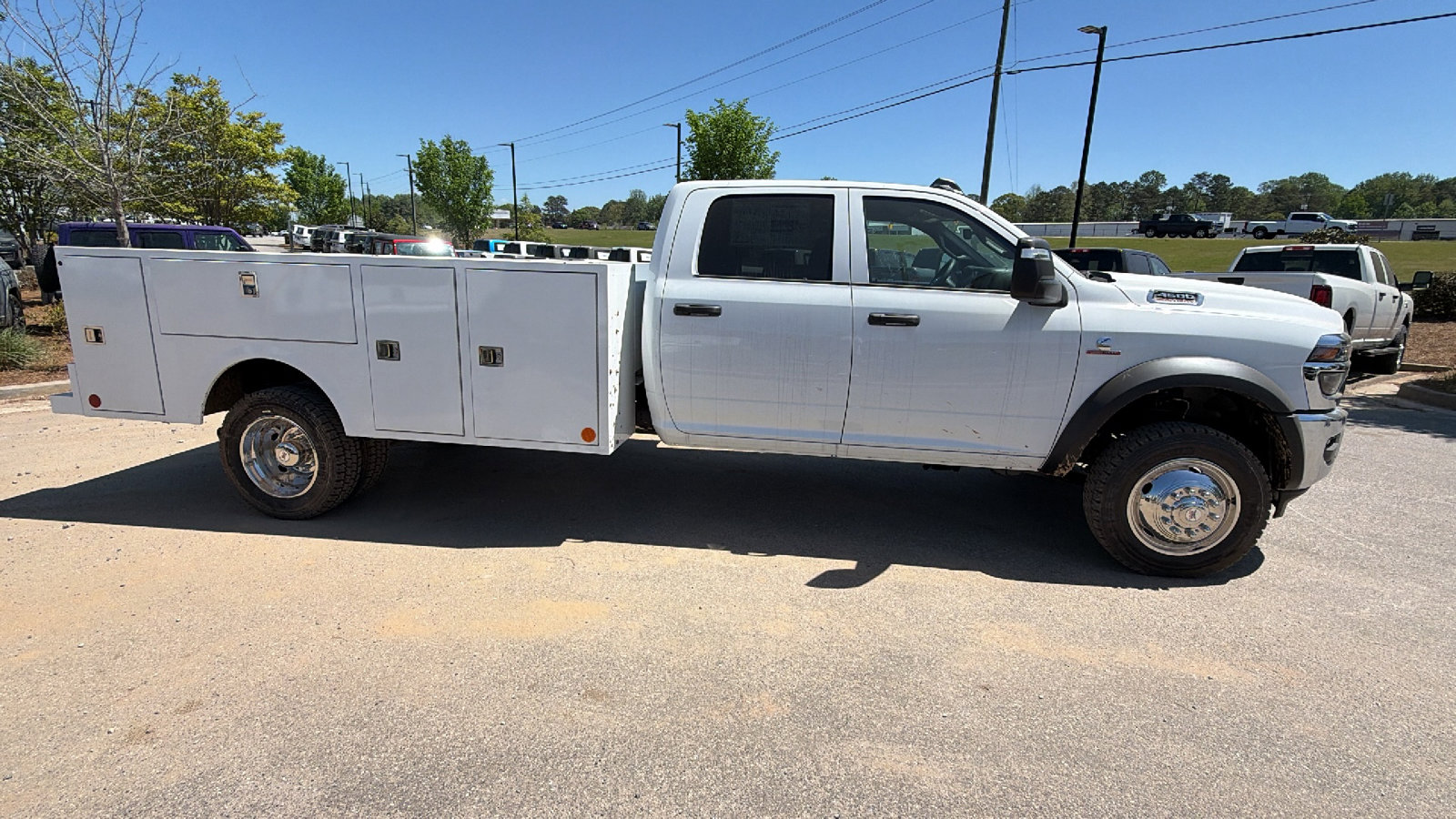 New 2026 RAM 4500 Tradesman w/ Chrome Appearance Group AWD/4WD image 7