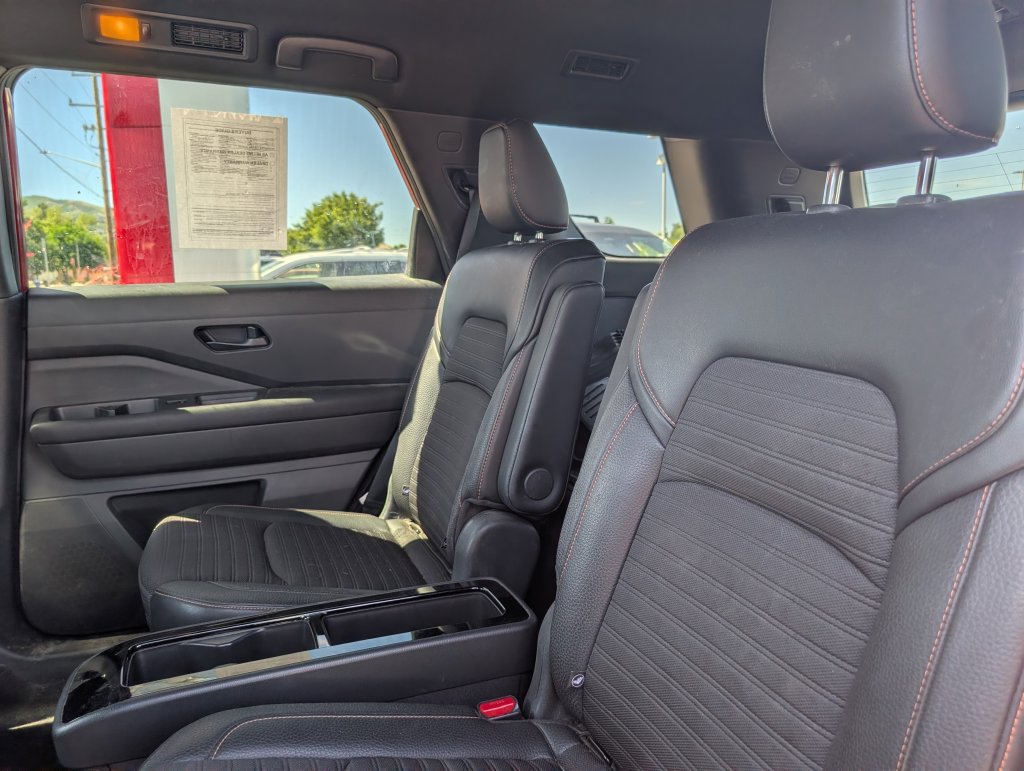Used 2023 Nissan Pathfinder Rock Creek AWD/4WD image 9