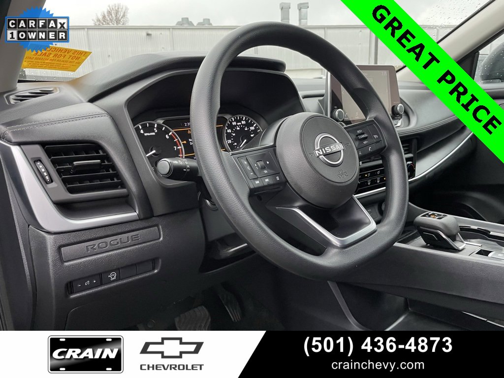 Used 2024 Nissan Rogue S image 10