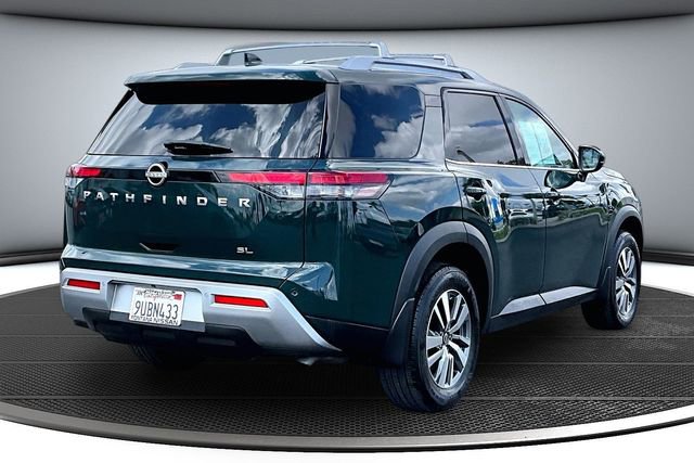 Certified 2025 Nissan Pathfinder SL FWD image 6