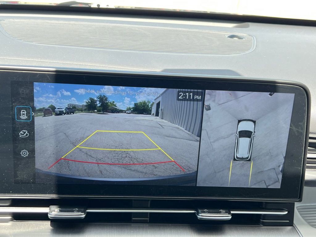 Used 2024 Hyundai Kona Limited FWD image 9