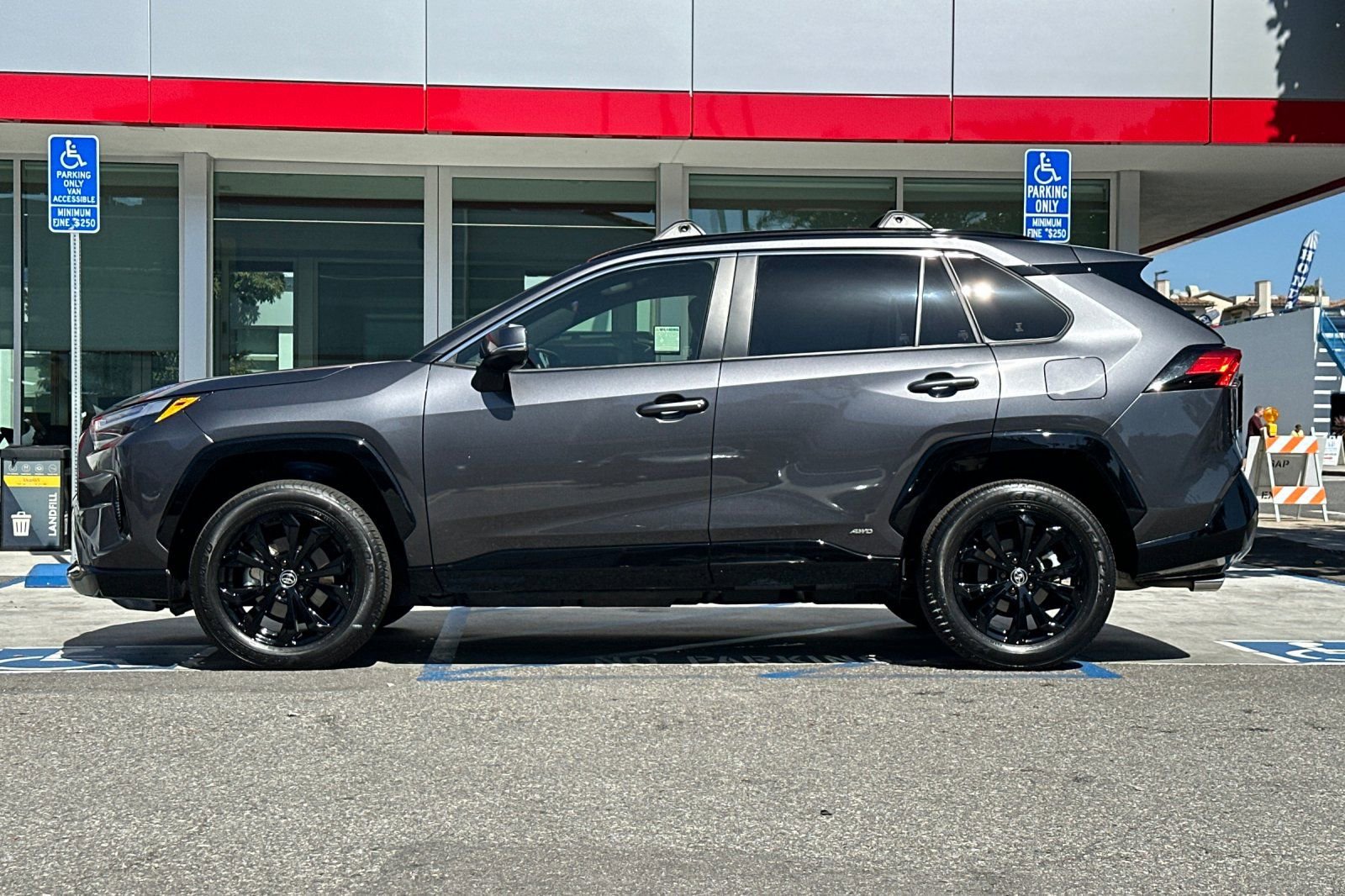 Certified 2025 Toyota RAV4 SE image 7