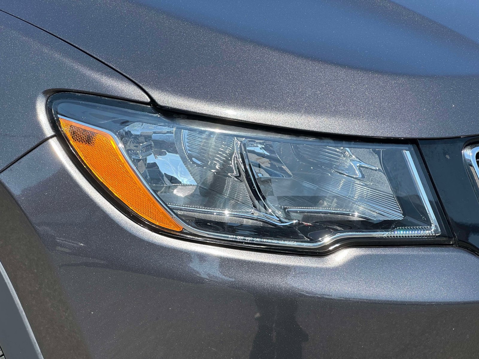 Used 2018 Jeep Compass Latitude w/ Popular Equipment Group image 9