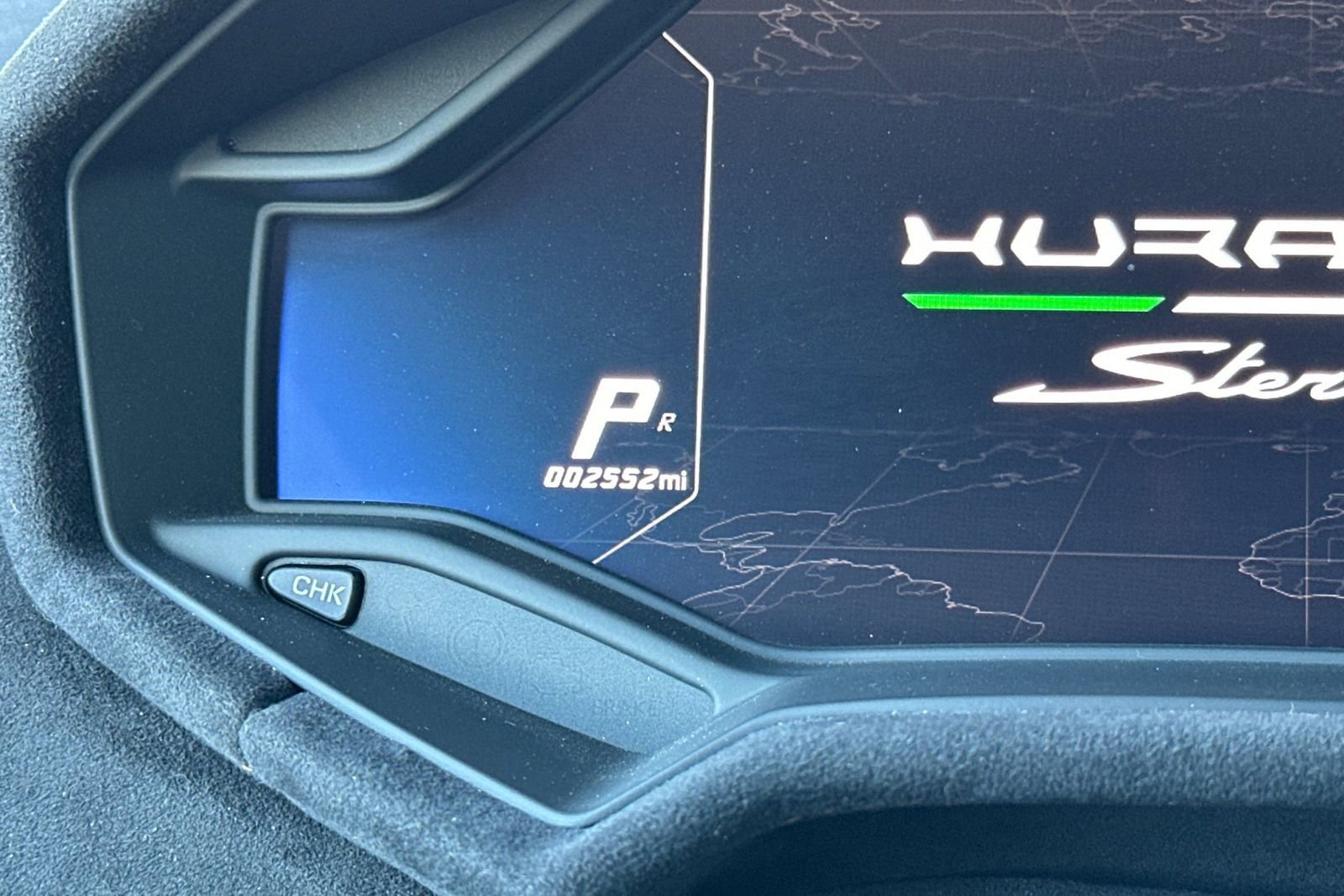 Used 2024 Lamborghini Huracan Sterrato image 32