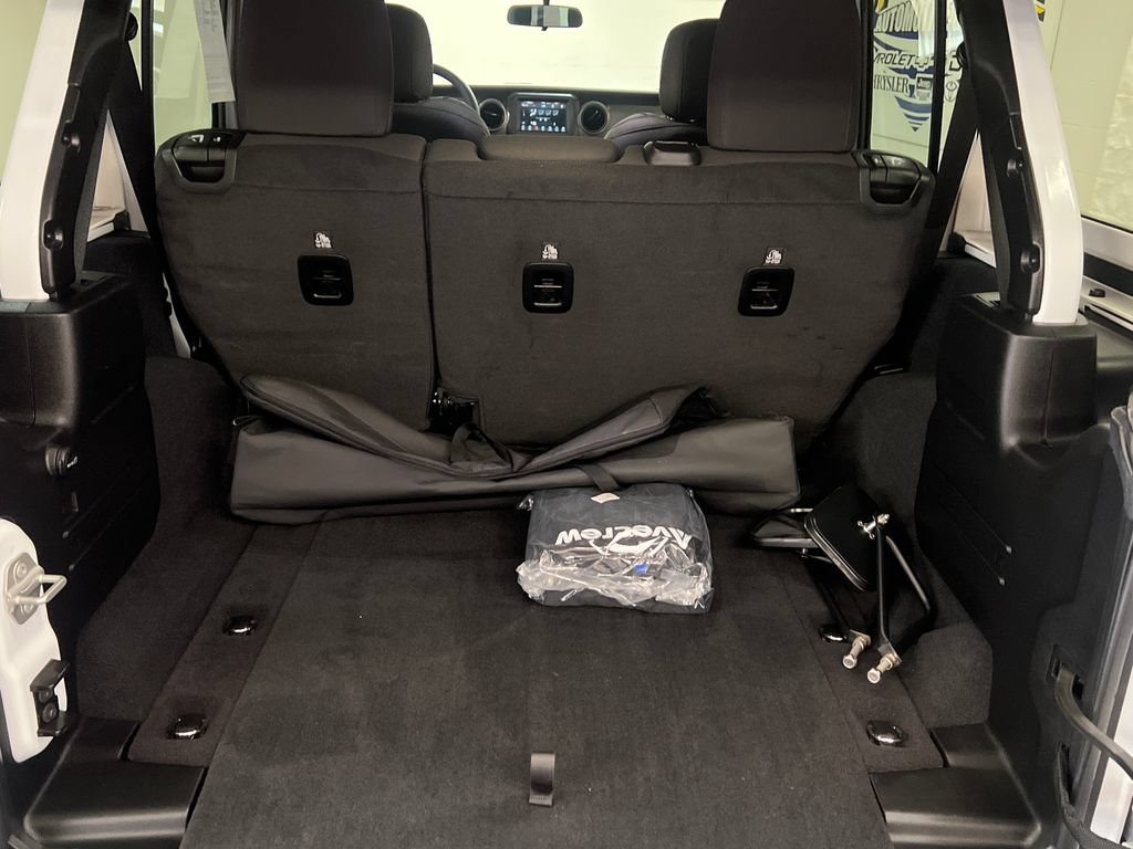 Used 2023 Jeep Wrangler Unlimited Sport AWD/4WD image 43