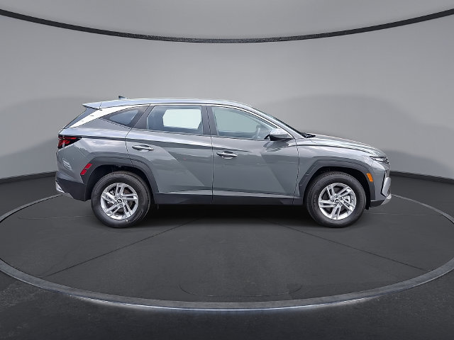 New 2026 Hyundai Tucson SE AWD/4WD image 10