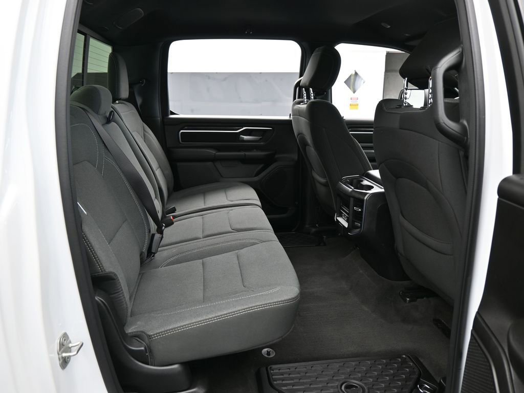 Used 2024 RAM 1500 Big Horn image 33