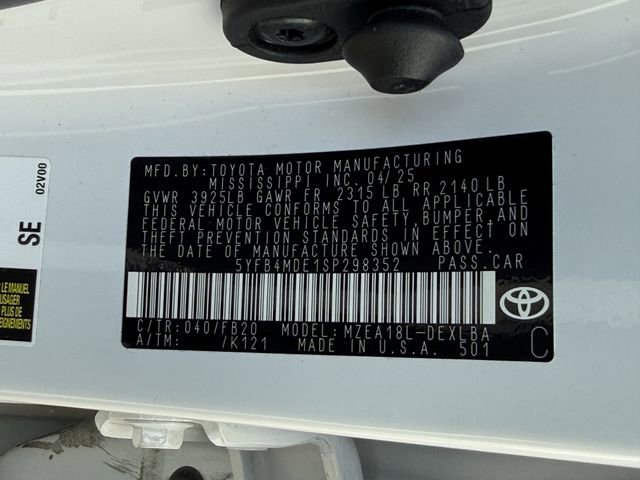 Used 2025 Toyota Corolla LE image 33