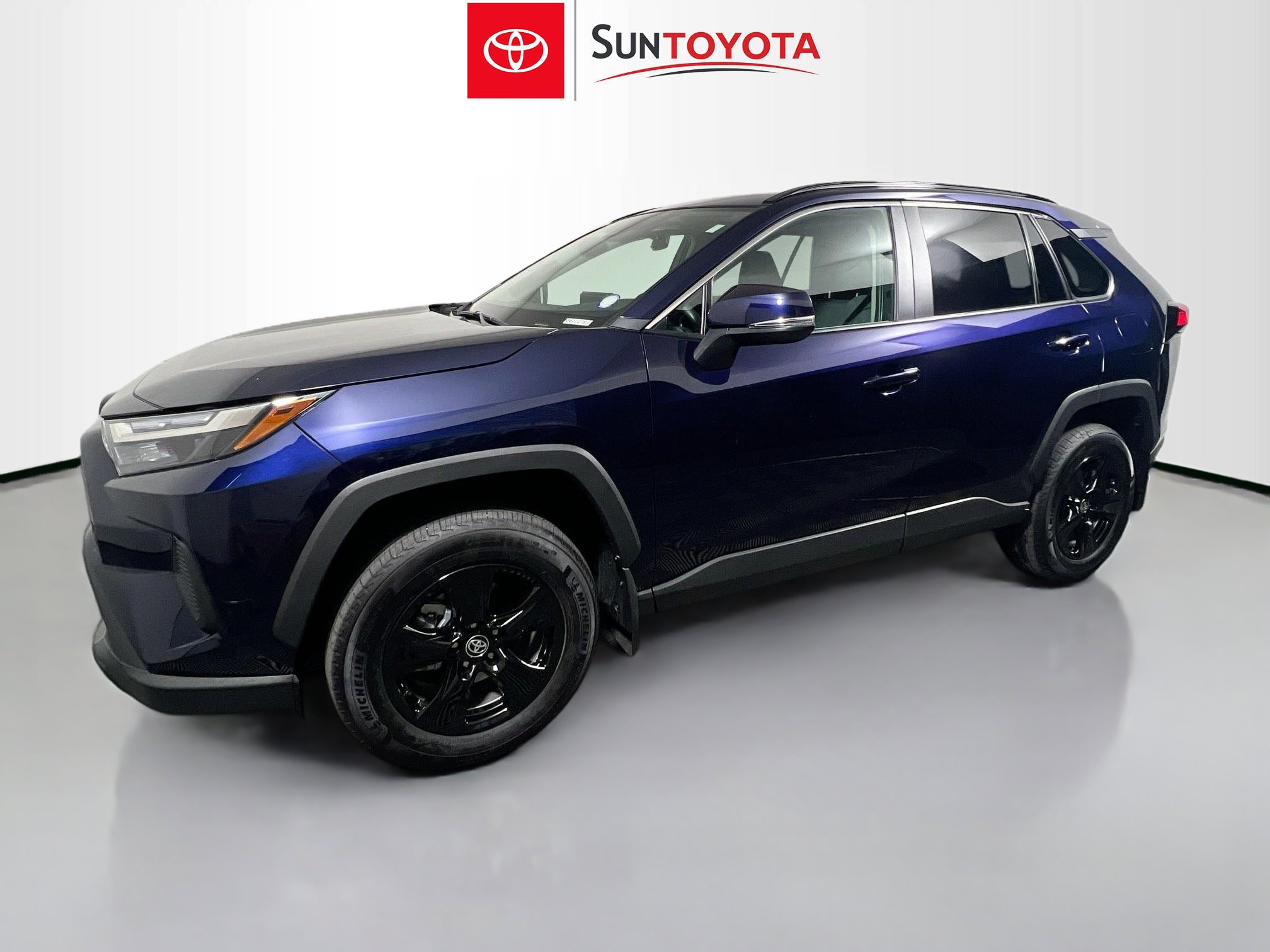 Used 2025 Toyota RAV4 XLE w/ Convenience Package image 9