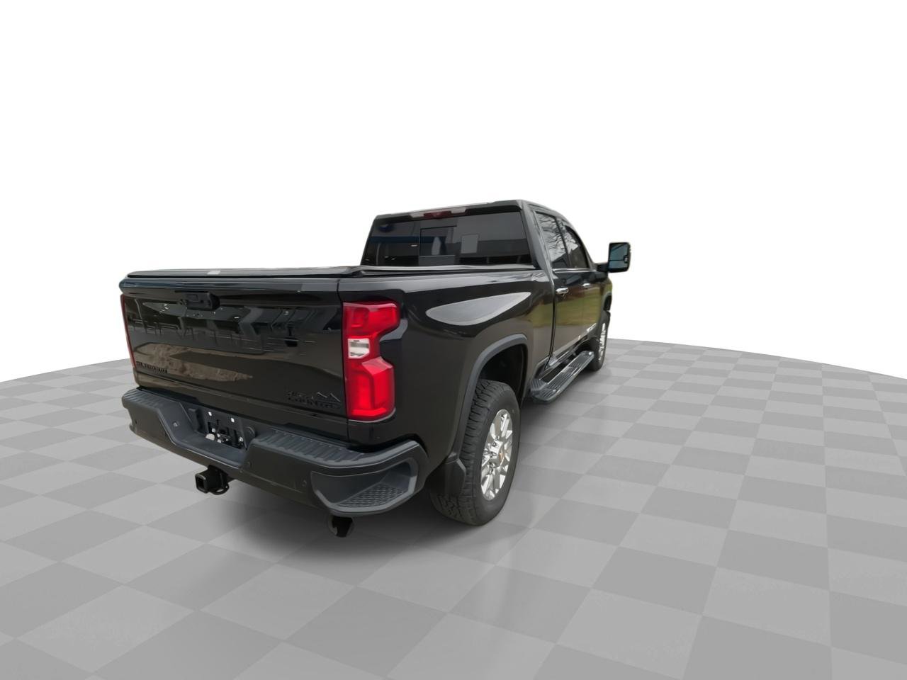 Certified 2024 Chevrolet Silverado 2500 High Country w/ Technology Package image 9