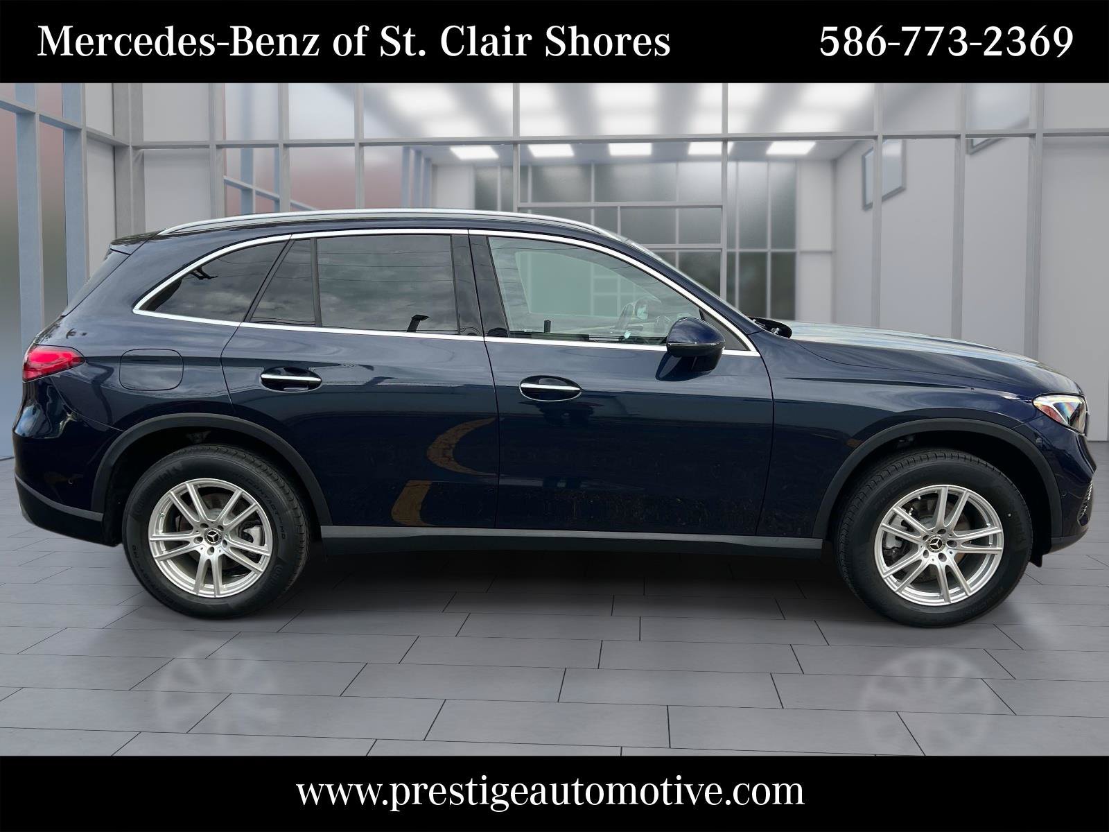 Used 2023 Mercedes-Benz GLC 300 4MATIC image 7