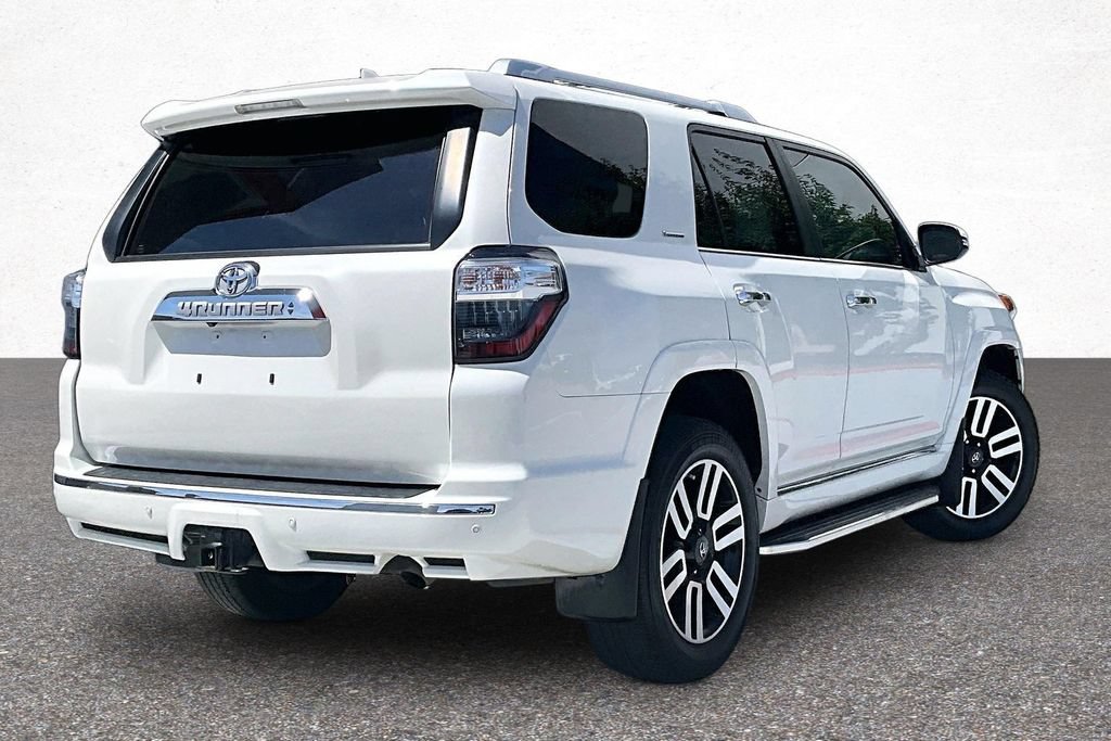 Used 2016 Toyota 4Runner Limited AWD/4WD image 9